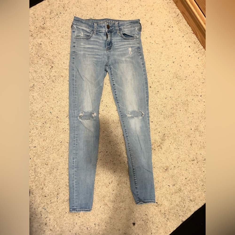 American Eagle Outfitters Distressed  light Blue Skinny Jeans